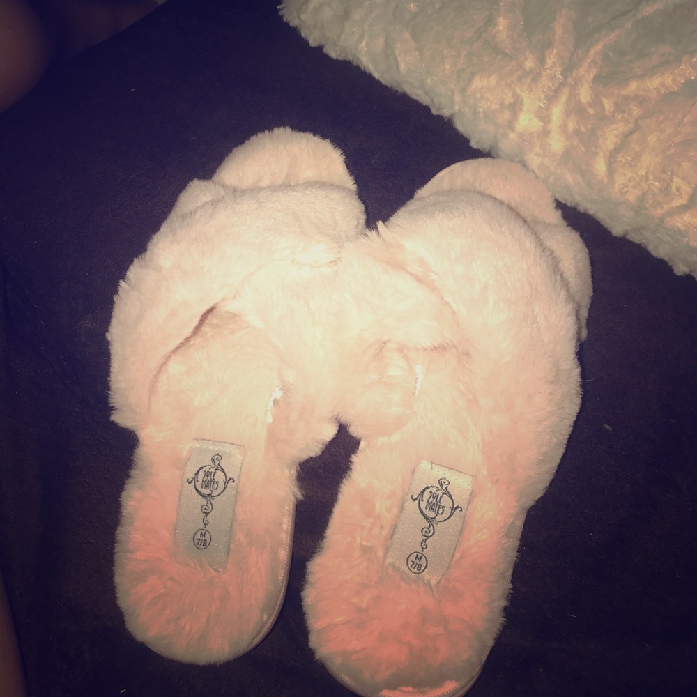 Brand new fluffy slippers